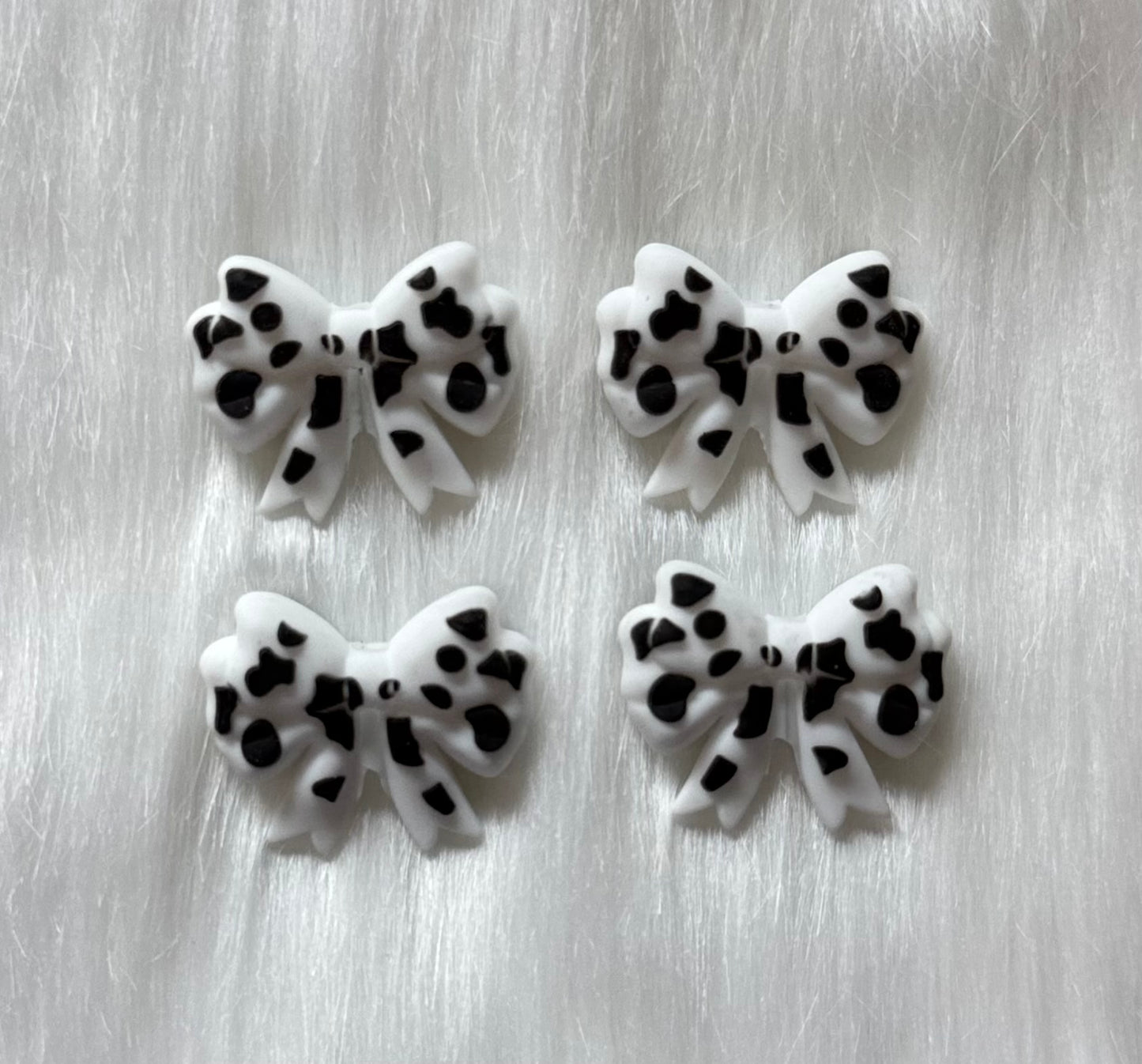 3D Cowprint Bow Focal Bead