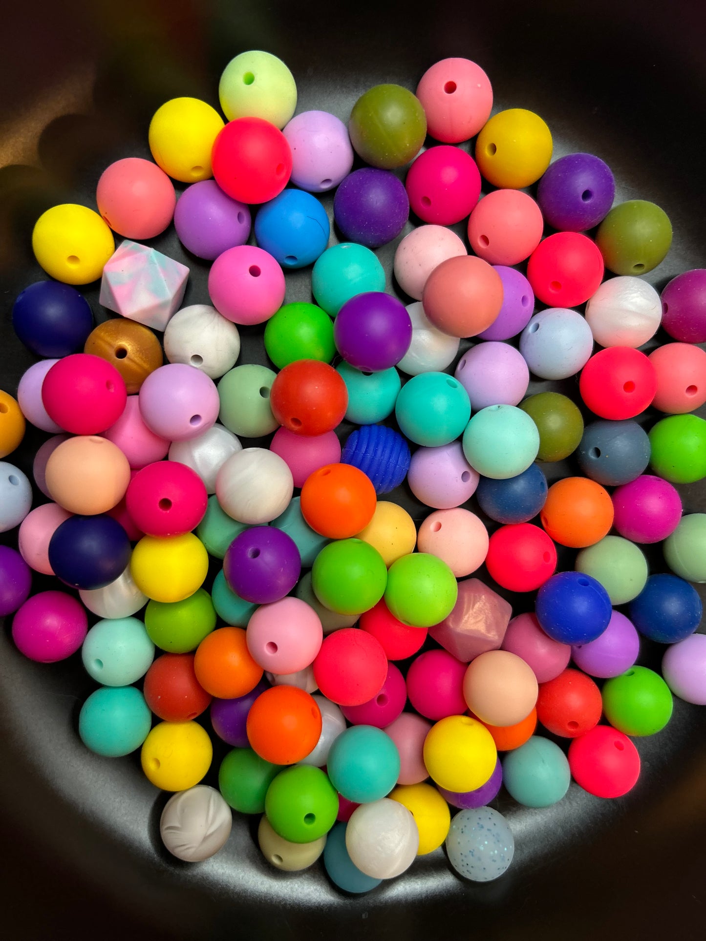 Randomly Mixed Colors 15mm Solid Silicone Beads