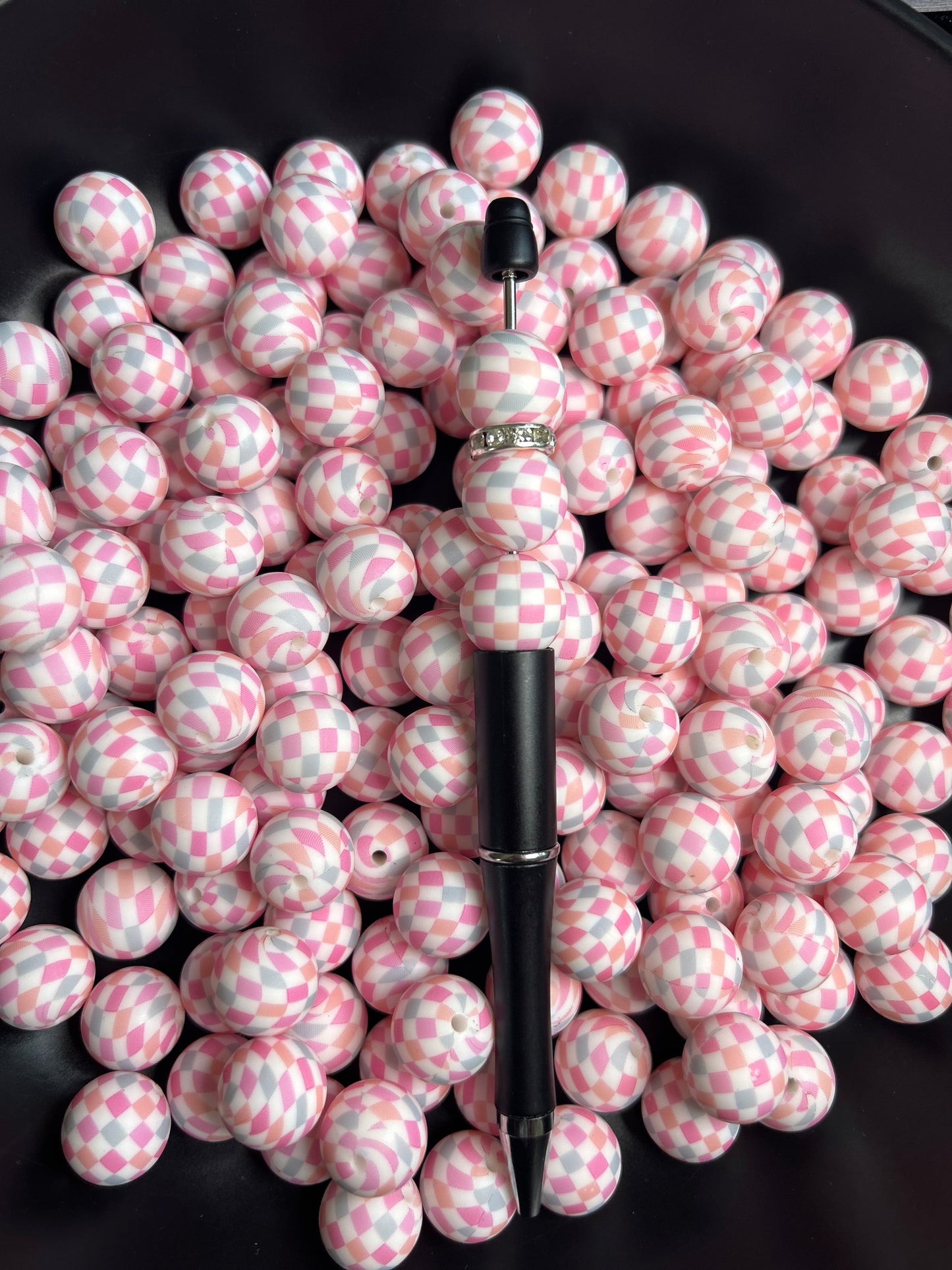 New Pink/Light Purple Checkered 15mm Printed Silicone Beads
