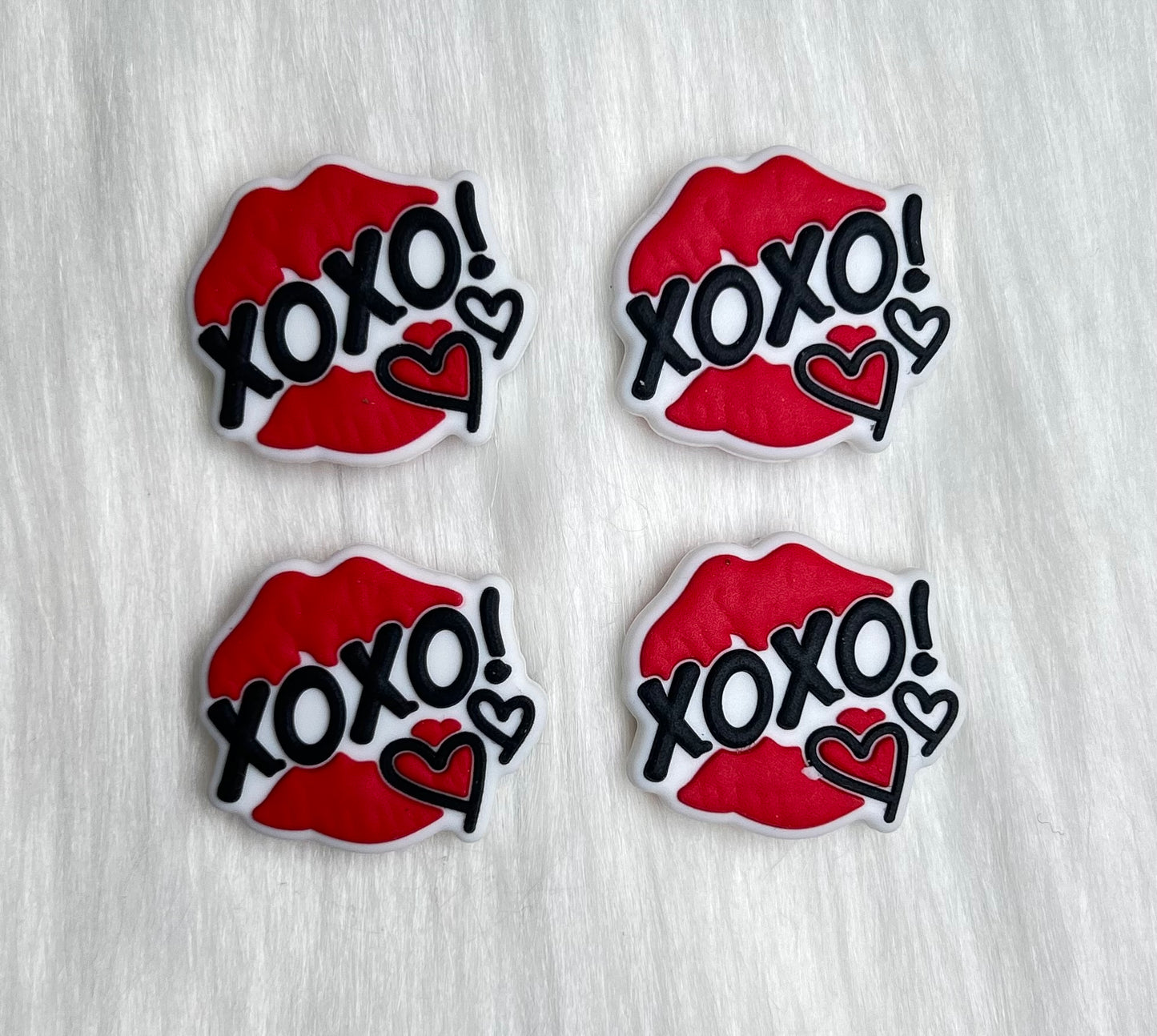 XOXO Lips Focal Bead